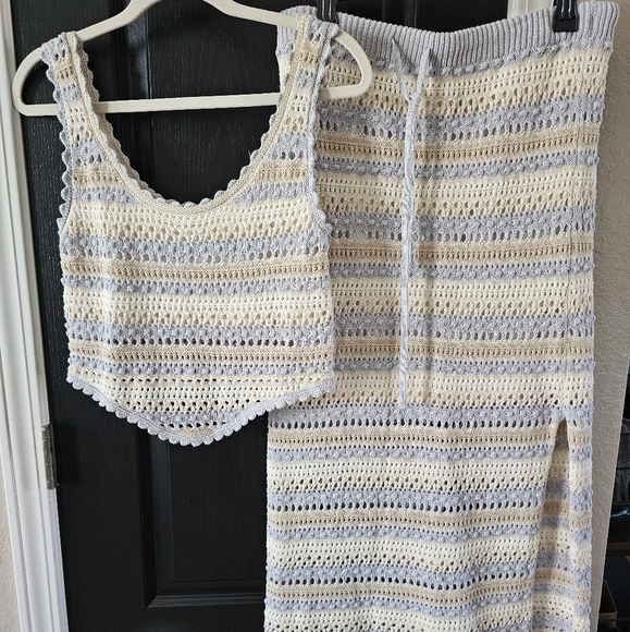 Jessica Simpson 2 Piece Lined Crochet Set - Picture 1 of 5